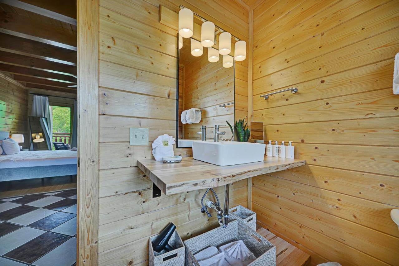 Gorgeous Large Mountain View Cabin W Hot Tub, Free Wifi, Games Villa Sevierville Eksteriør bilde