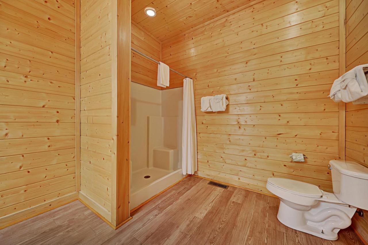 Gorgeous Large Mountain View Cabin W Hot Tub, Free Wifi, Games Villa Sevierville Eksteriør bilde