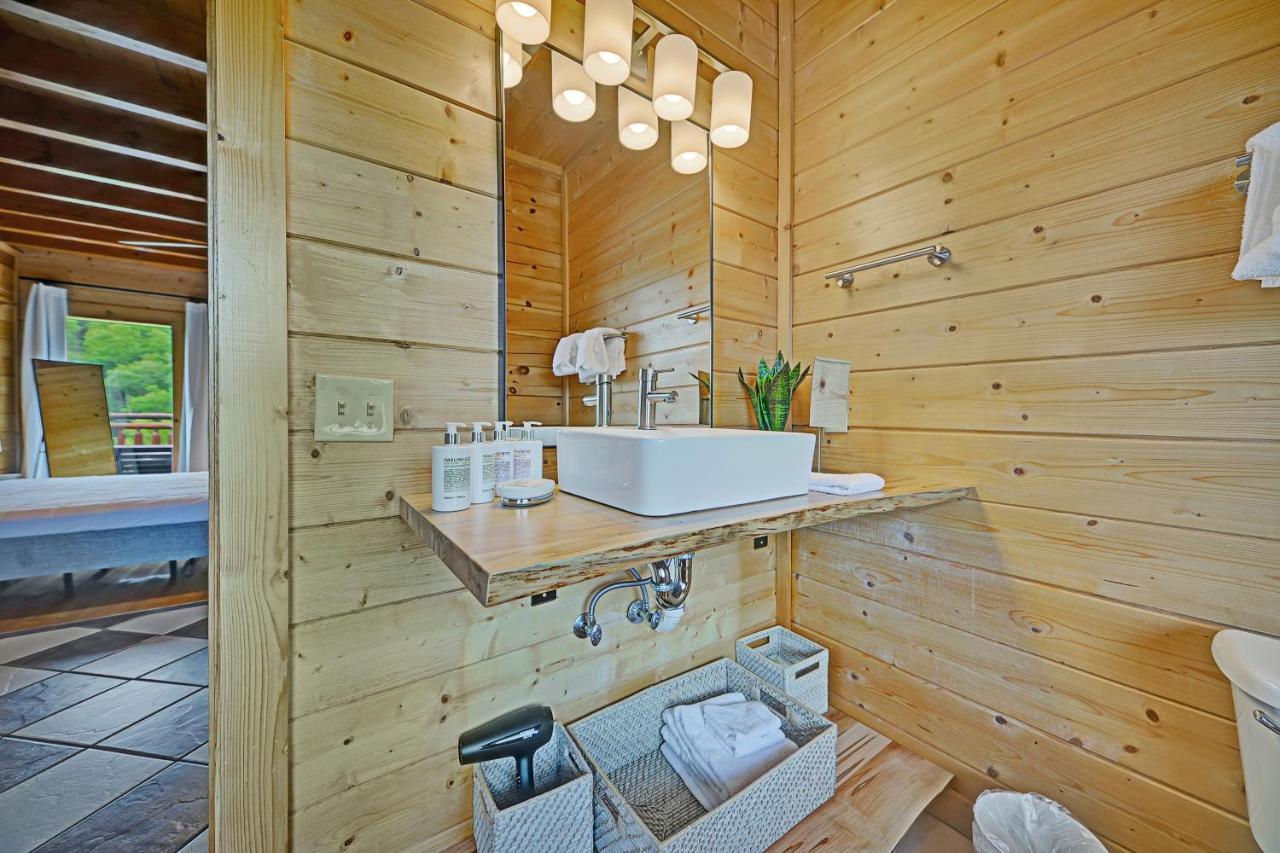 Gorgeous Large Mountain View Cabin W Hot Tub, Free Wifi, Games Villa Sevierville Eksteriør bilde